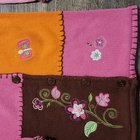 Very Gently Loved girls size 5T by Savannah beautiful sweater multi-color flower - Picture 2 of 14